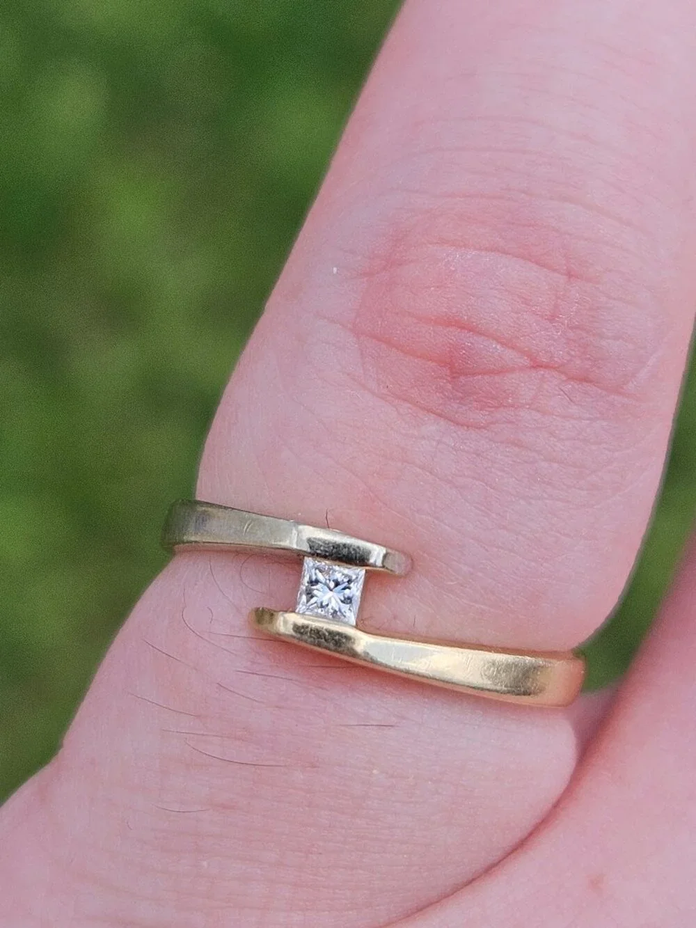 14K 2 Tone White Yellow Gold Princess Cut Diamond Tension Set Bypass Ring Size 6